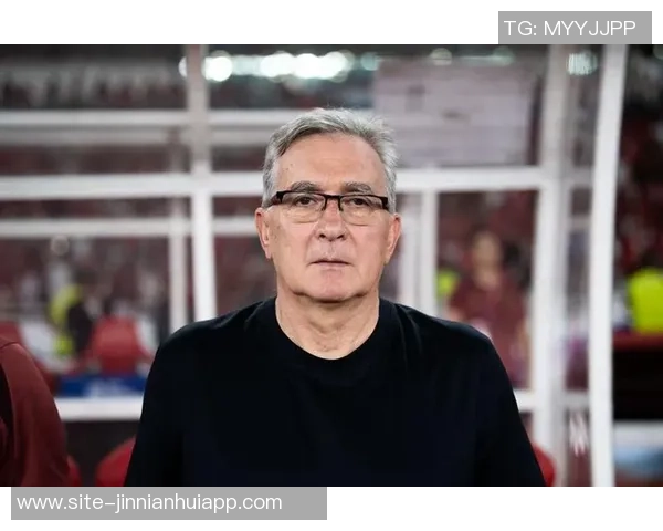 蔚山现代主帅申台龙上任仅65天即遭解职球队战绩不佳引发关注